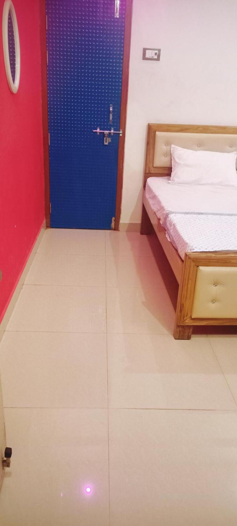 Maa Savitri Gest House Hotell Ayodhya Eksteriør bilde