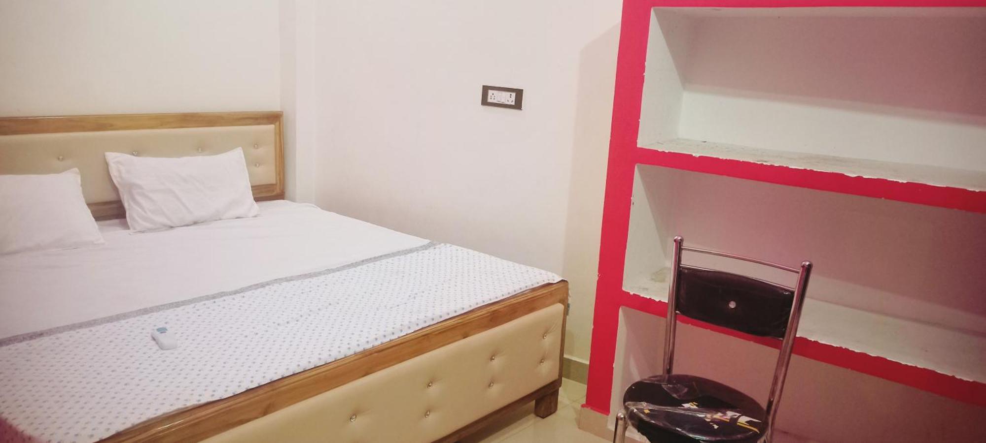 Maa Savitri Gest House Hotell Ayodhya Eksteriør bilde